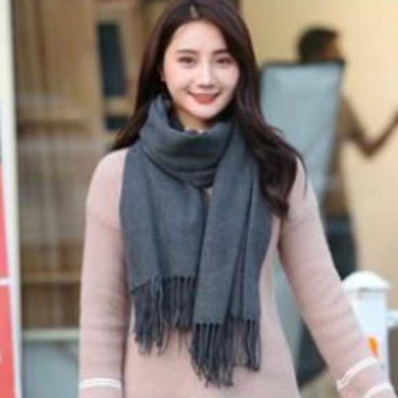 Scarves for sale! Could be bought individually or in bulk. - Picture 6 of 16